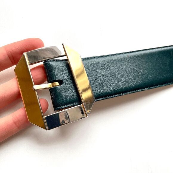Vintage 1980s Green Leather Belt with Geometric Gold Buckle - Liz Claiborne - Picture 2 of 8